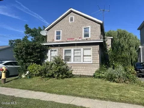 54 Van Buren Ave, Ravena, NY 12143