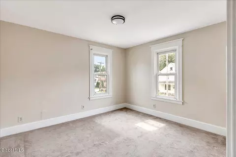 Bedroom - 37 Chiswell St, Schenectady, NY 12304 photo 3 of 3