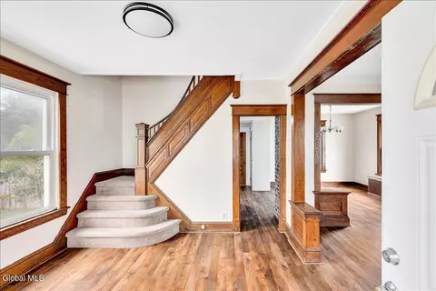 Entry Way - 37 Chiswell St, Schenectady, NY 12304 photo 1 of 4