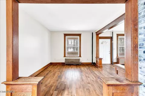 Living - 37 Chiswell St, Schenectady, NY 12304 photo 3 of 5