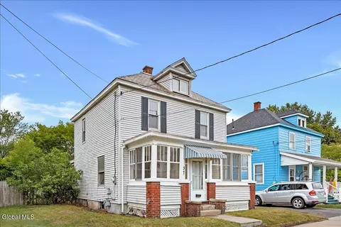 Exterior - 37 Chiswell St, Schenectady, NY 12304 photo 2 of 6