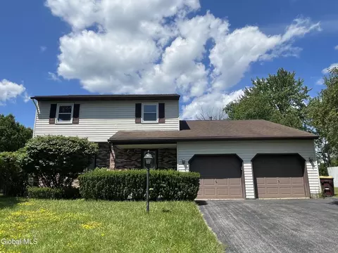 2 Brookside Ct, Latham, NY 12110