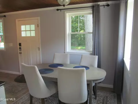 Dining - 18 Valleyview Ave, Schenectady, NY 12306 photo 2 of 2