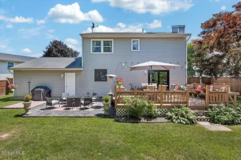 Exterior - 11 Brinker Cir, Glenmont, NY 12077 photo 9 of 11