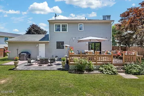 Exterior - 11 Brinker Cir, Glenmont, NY 12077 photo 12 of 14