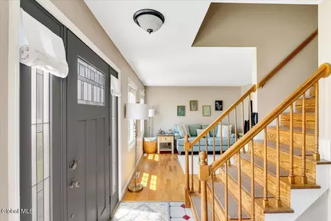 Entry Way - 11 Brinker Cir, Glenmont, NY 12077 photo 1 of 2