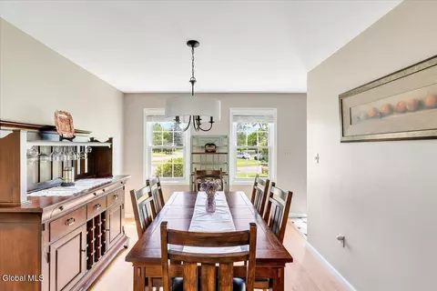 Dining - 11 Brinker Cir, Glenmont, NY 12077 photo 3 of 4