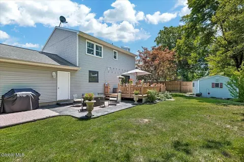 Exterior - 11 Brinker Cir, Glenmont, NY 12077 photo 11 of 14