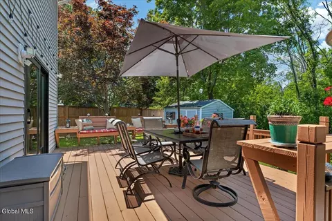Exterior - 11 Brinker Cir, Glenmont, NY 12077 photo 2 of 14