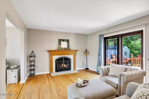 Living - 11 Brinker Cir, Glenmont, NY 12077 photo 1 of 2
