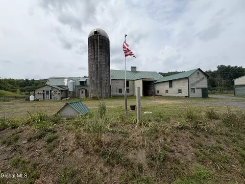 931 State Route 30a, Cental Bridge, NY 12035