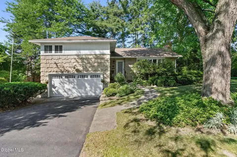 401 Greenway, Albany, NY 12208