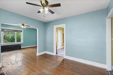 Living - 418 Charles St, Scotia, NY 12302 photo 4 of 5