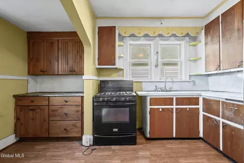 Kitchen - 418 Charles St, Scotia, NY 12302 photo 1 of 2