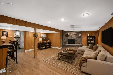 Other - 901 Londonderry Ct, Schenectady, NY 12309 photo 2 of 6