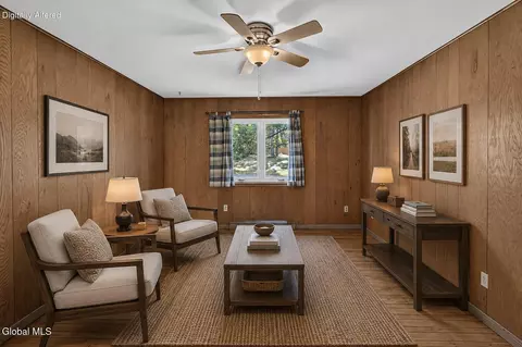 Living - 901 Londonderry Ct, Schenectady, NY 12309 photo 4 of 6