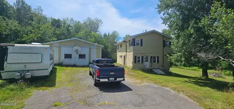 50 Lenox Rd, Nassau, NY 12123