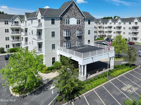 8 Wall St UNIT 335, Clifton Park, NY 12065