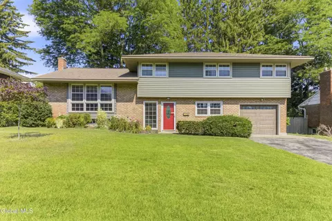 174 Ormond St, Albany, NY 12208