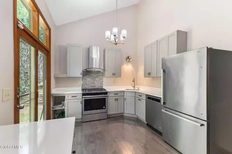 Kitchen - 214 Walnut Ln, Slingerlands, NY 12159 photo 1 of 5