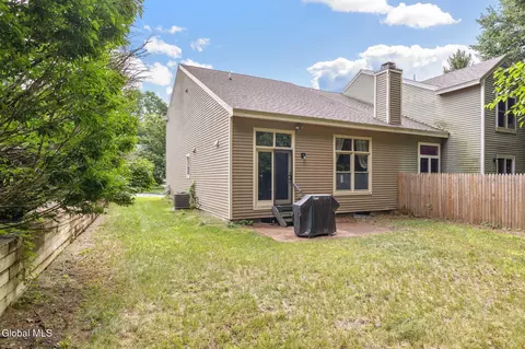 Exterior - 214 Walnut Ln, Slingerlands, NY 12159 photo 3 of 6