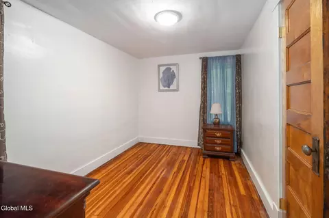 Bedroom - 833 Harrison Ave, Schenectady, NY 12306 photo 3 of 7