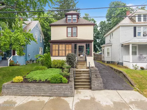 Exterior - 833 Harrison Ave, Schenectady, NY 12306 photo 2 of 13