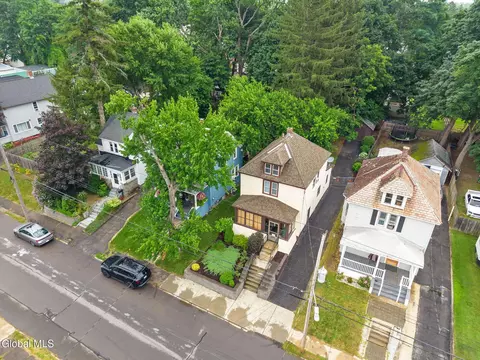 View/Area - 833 Harrison Ave, Schenectady, NY 12306 photo 1 of 3