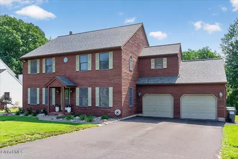 107 Old Coach Rd, Clifton Park, NY 12065