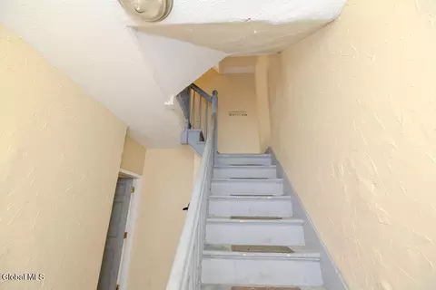 Entry Way - 49 Mcclellan St, Schenectady, NY 12304 photo 2 of 6