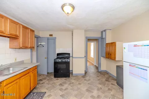 Other - 49 Mcclellan St, Schenectady, NY 12304 photo 22 of 25