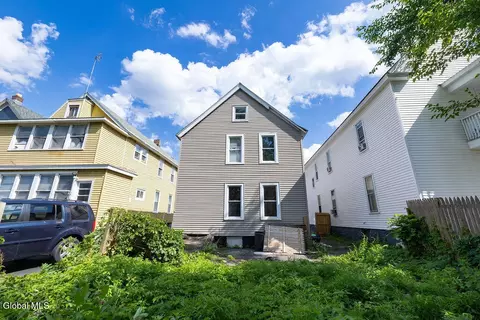 Exterior - 49 Mcclellan St, Schenectady, NY 12304 photo 4 of 6
