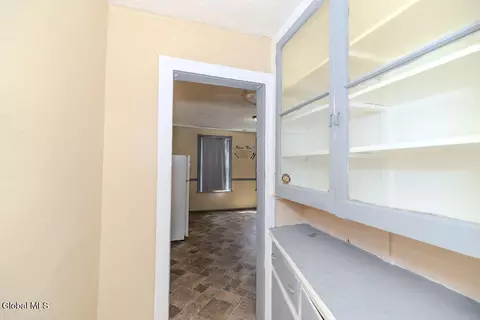 Entry Way - 49 Mcclellan St, Schenectady, NY 12304 photo 5 of 6