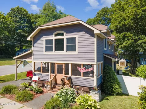50 West St, Lake George, NY 12845