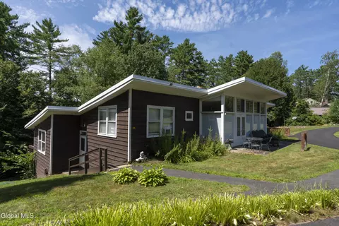 4 B High Pines Ter, Chestertown, NY 12817