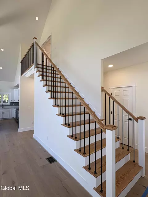 Entry Way - 45 Gordon Rd, Argyle, NY 12809 photo 2 of 4