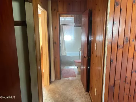 Entry Way - 2044 Pyle Rd, Schenectady, NY 12303 photo 1 of 2