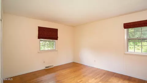 Bedroom - 412 Mcclellan Rd, Nassau, NY 12123 photo 2 of 3