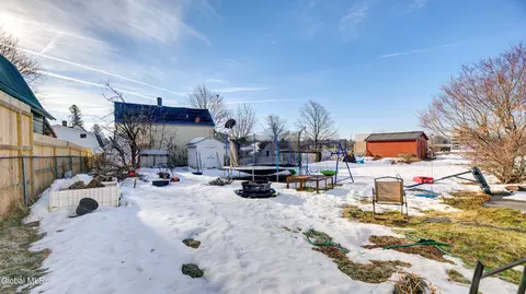 Exterior - 4 Oak St, Johnstown, NY 12095 photo 3 of 3