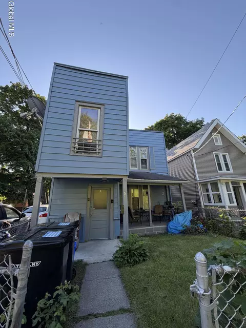 7 Winnie Ave, Troy, NY 12180