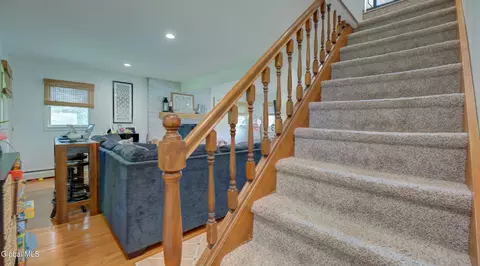 Entry Way - 116 Union Mills Rd, Broadalbin, NY 12025 photo 7 of 8
