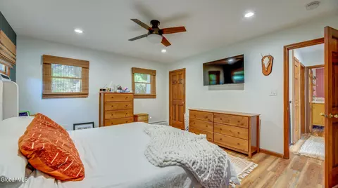 Bedroom - 116 Union Mills Rd, Broadalbin, NY 12025 photo 4 of 8