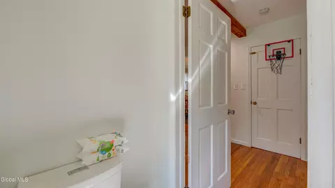 Entry Way - 116 Union Mills Rd, Broadalbin, NY 12025 photo 6 of 8