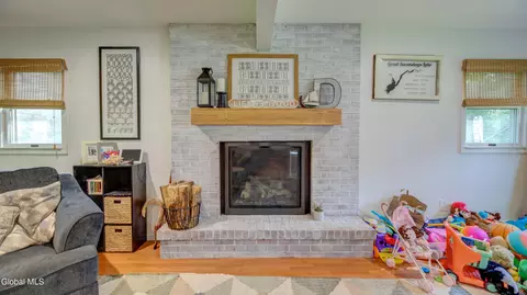 Living - 116 Union Mills Rd, Broadalbin, NY 12025 photo 3 of 3