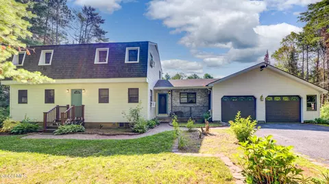 Exterior - 116 Union Mills Rd, Broadalbin, NY 12025 photo 5 of 23