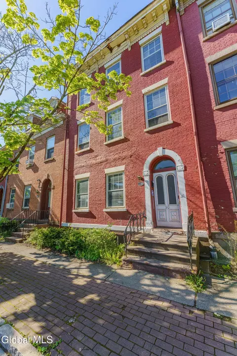 90 Madison Ave, Albany, NY 12202