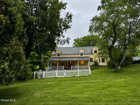 769 Ridge Rd, Queensbury, NY 12804