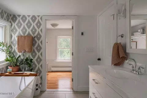 Bath - 1400 Albany Ave, Valatie, NY 12184 photo 2 of 5