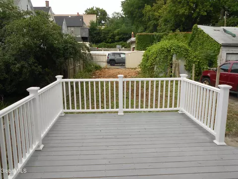 Exterior - 1745 Becker St, Schenectady, NY 12304 photo 4 of 7