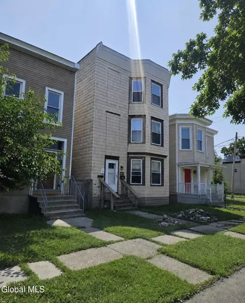 730 3rd Ave, Troy, NY 12182